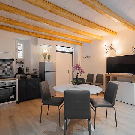Apartment Maqueda Luxury & *